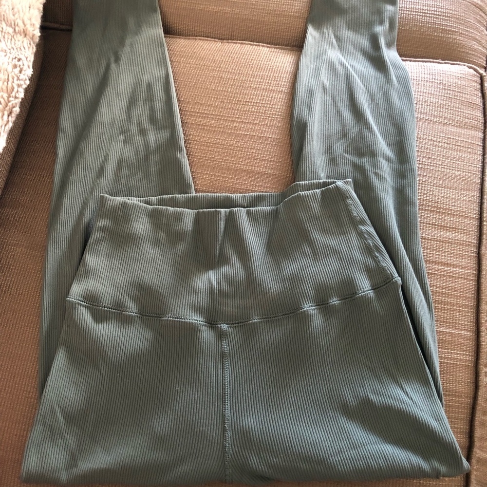 Offline by Aerie - Size M sage green